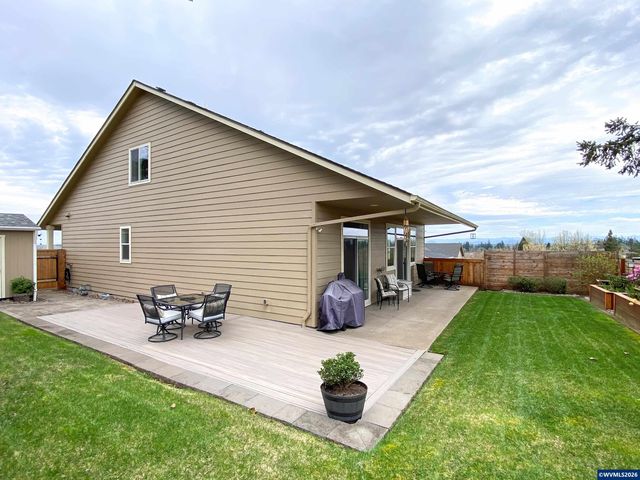 1786 Ammon St NW, Salem, OR 97304