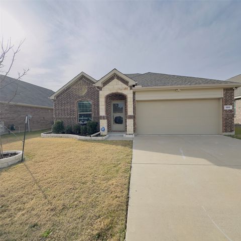 2513 Real Quiet Drive, Forney, TX 75126