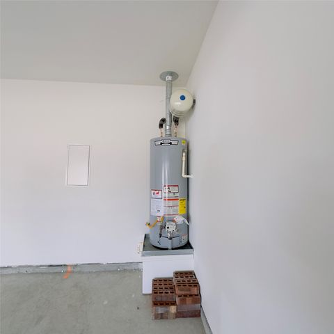 2513 Real Quiet Drive, Forney, TX 75126