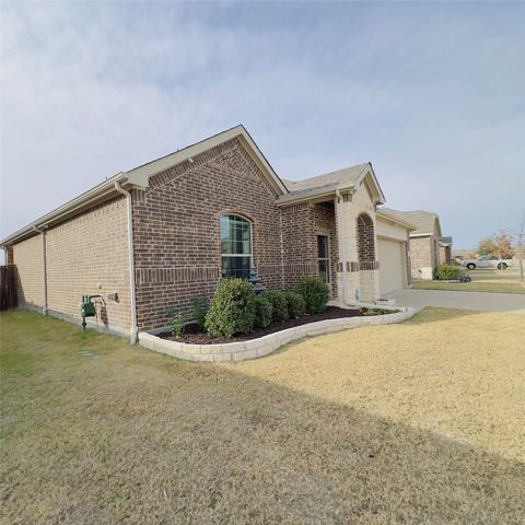 2513 Real Quiet Drive, Forney, TX 75126
