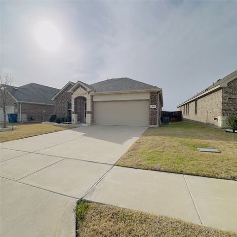 2513 Real Quiet Drive, Forney, TX 75126