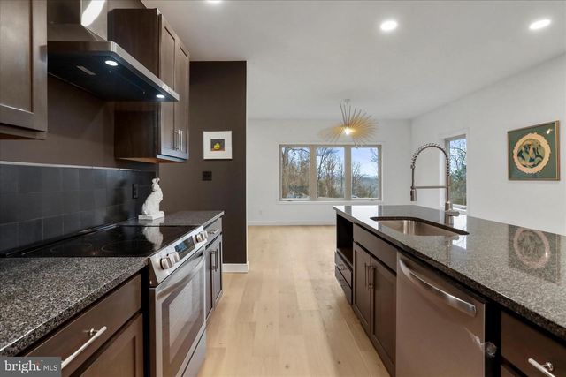 201 NATHANIEL DR, Winchester, VA 22603