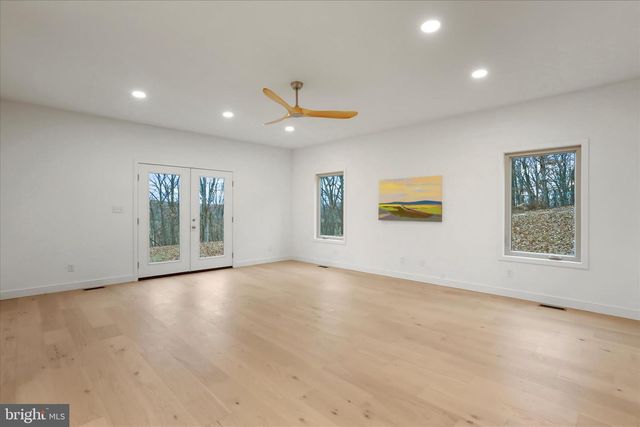 201 NATHANIEL DR, Winchester, VA 22603