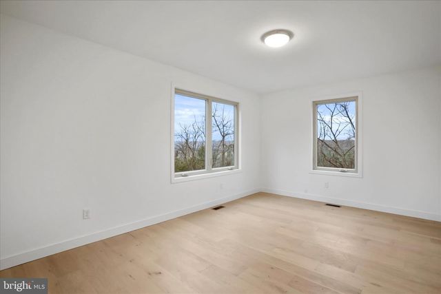 201 NATHANIEL DR, Winchester, VA 22603