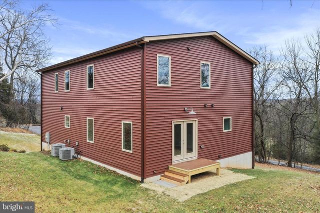 201 NATHANIEL DR, Winchester, VA 22603