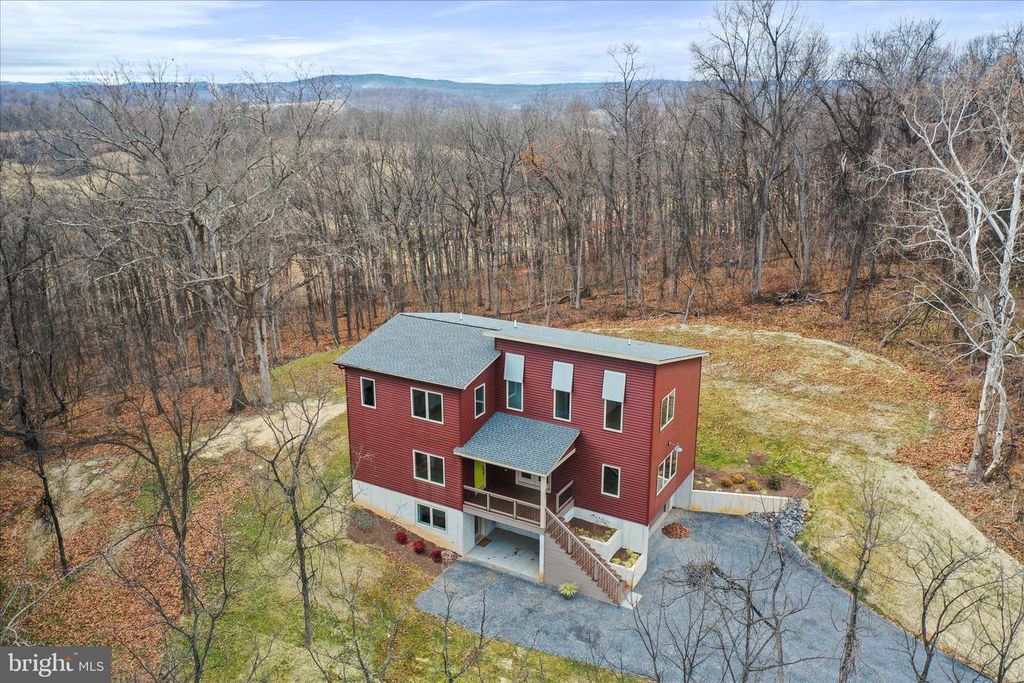 201 NATHANIEL DR, Winchester, VA 22603