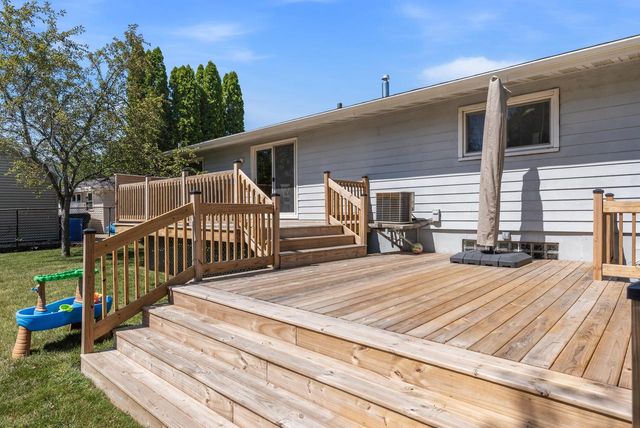 2925 Cherry Tree COURT, Racine, WI 53402