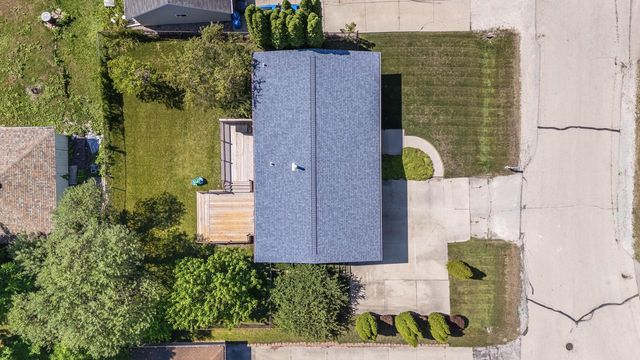 2925 Cherry Tree COURT, Racine, WI 53402