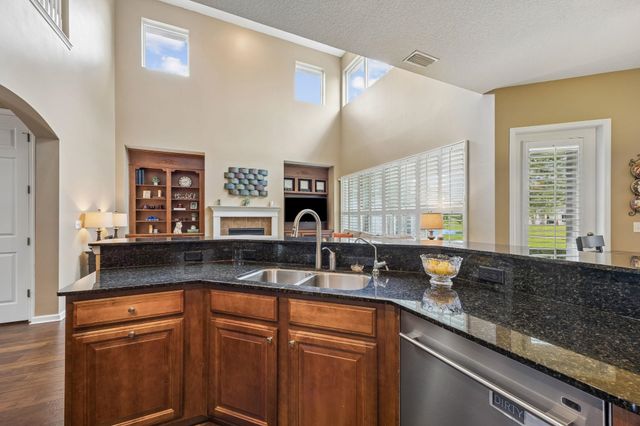655 Porta Rosa Cir, St Augustine, FL 32092