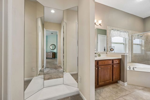 655 Porta Rosa Cir, St Augustine, FL 32092