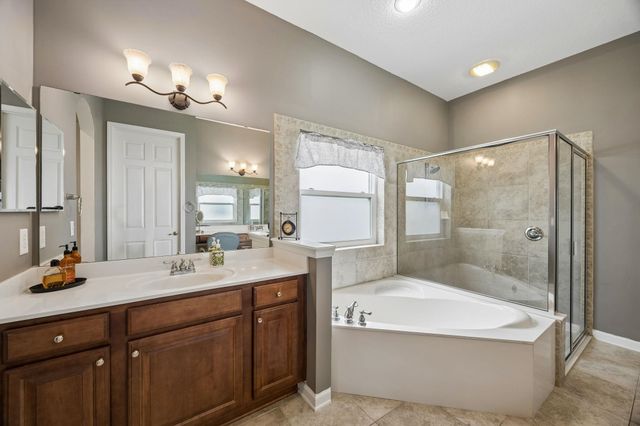 655 Porta Rosa Cir, St Augustine, FL 32092