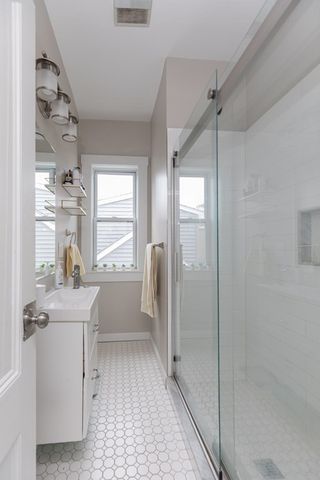 233 E Street 3, Boston, MA 02127