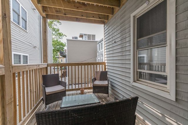 233 E Street 3, Boston, MA 02127