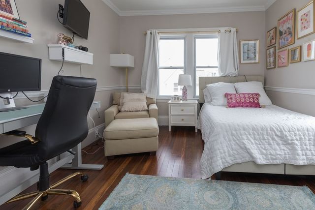 233 E Street 3, Boston, MA 02127