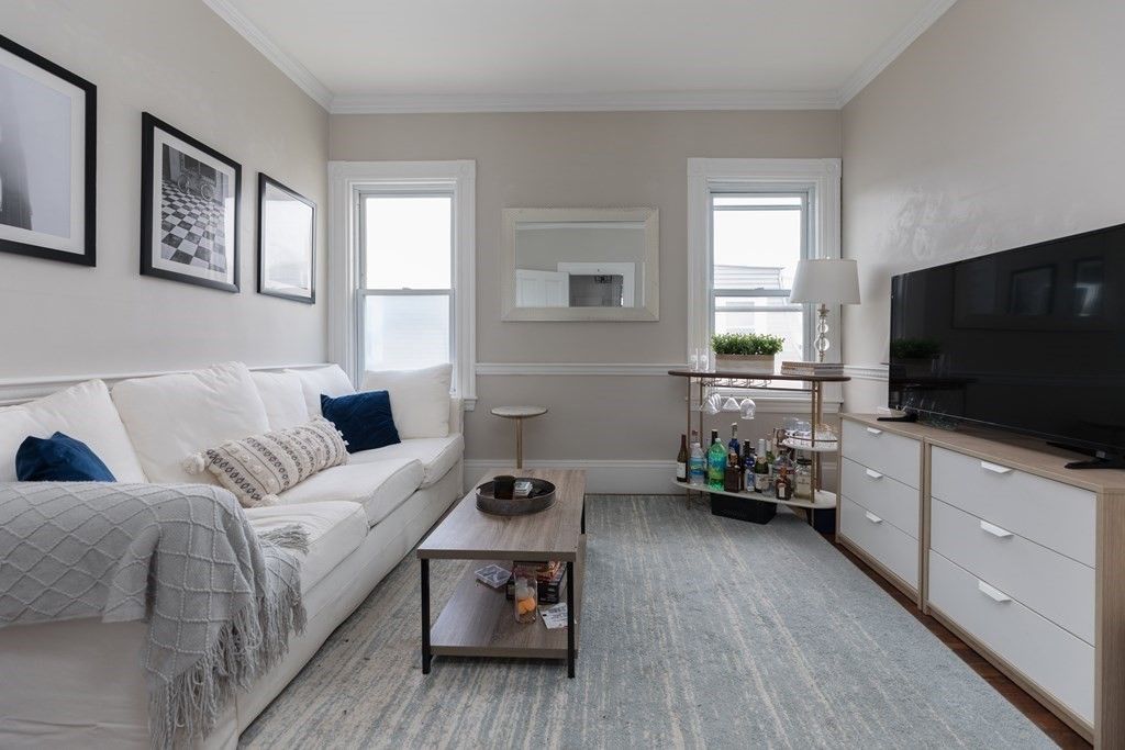 233 E Street 3, Boston, MA 02127