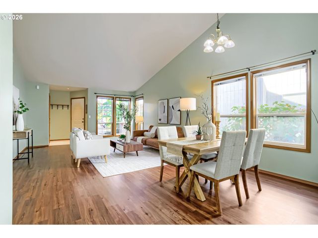 18226 Sw 133RD Ter, Tualatin, OR 97062