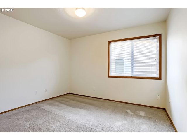 18226 Sw 133RD Ter, Tualatin, OR 97062