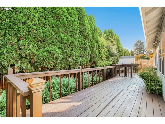 18226 Sw 133RD Ter, Tualatin, OR 97062