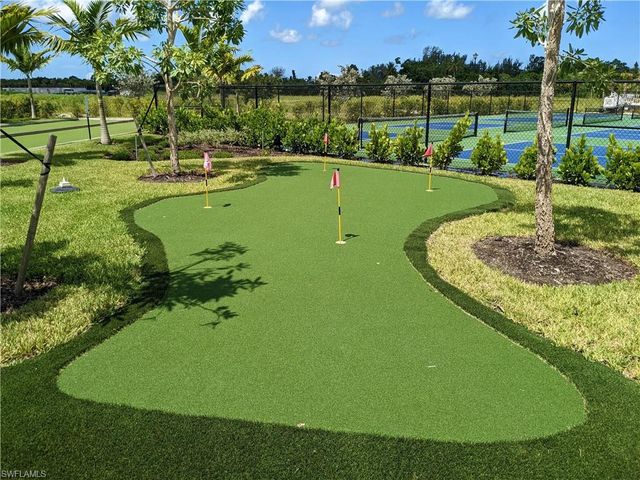 178 Indies DR E 201, Naples, FL 34114