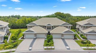178 Indies DR E 201, Naples, FL 34114