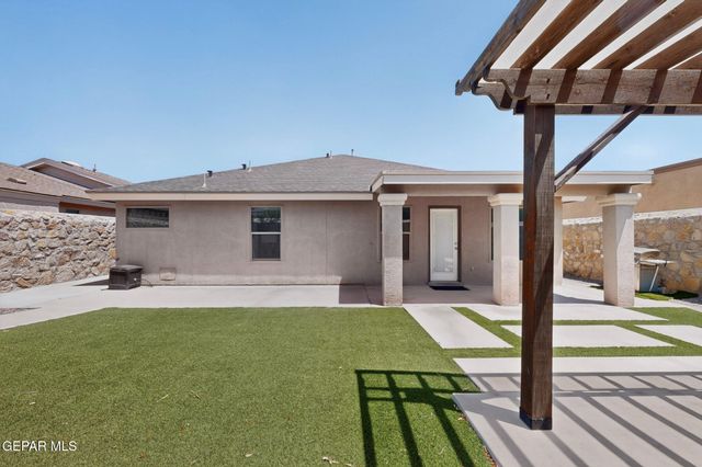 4824 NEW RANCH Court, El Paso, TX 79934
