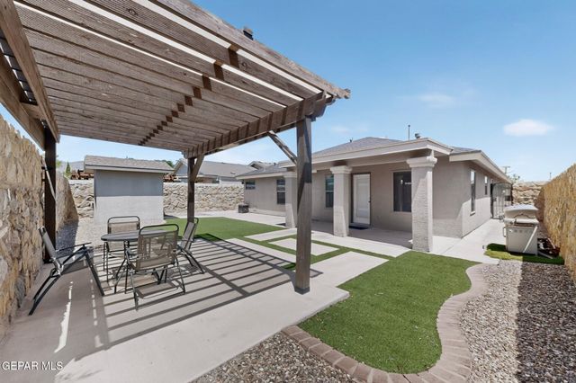 4824 NEW RANCH Court, El Paso, TX 79934