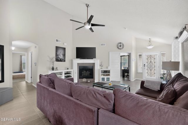 4824 NEW RANCH Court, El Paso, TX 79934