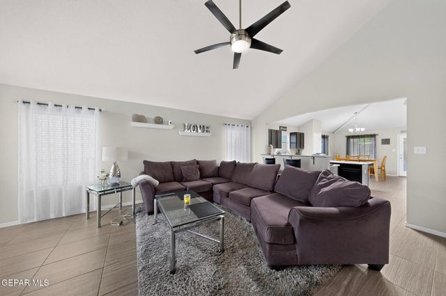 4824 NEW RANCH Court, El Paso, TX 79934