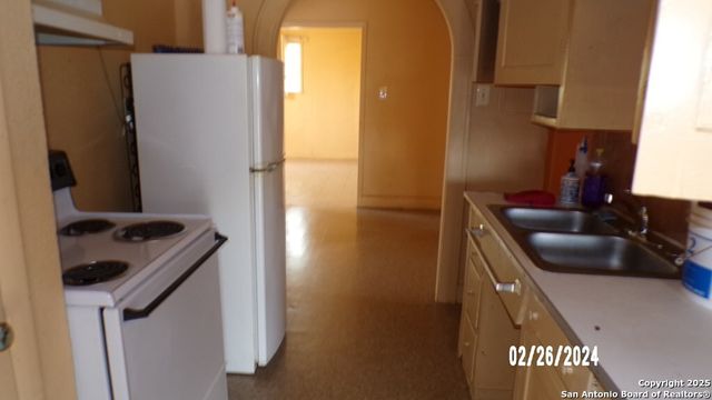 704 N Washington, Beeville, TX 78102