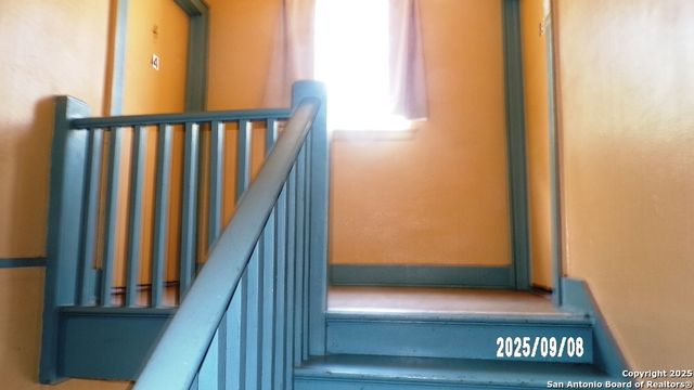 704 N Washington, Beeville, TX 78102