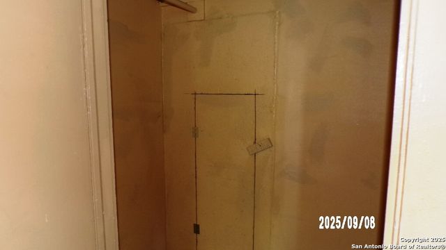 704 N Washington, Beeville, TX 78102