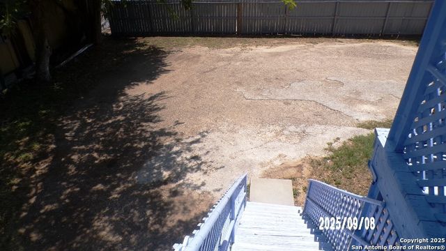 704 N Washington, Beeville, TX 78102