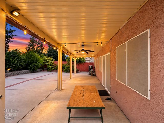 9050 Descendant Dr, Elk Grove, CA 95758