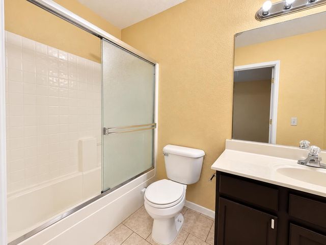 9050 Descendant Dr, Elk Grove, CA 95758