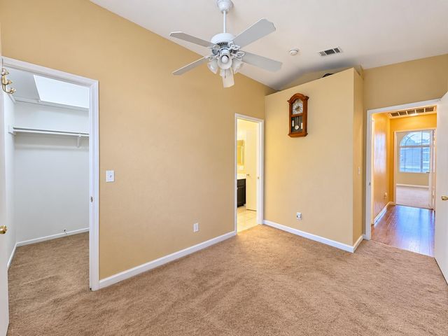 9050 Descendant Dr, Elk Grove, CA 95758