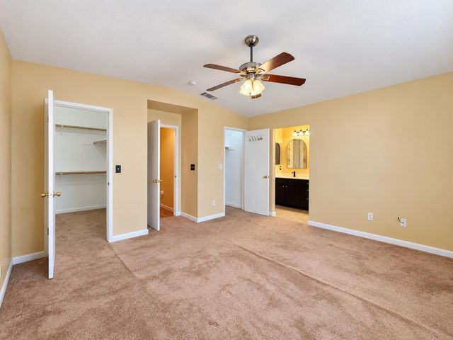 9050 Descendant Dr, Elk Grove, CA 95758