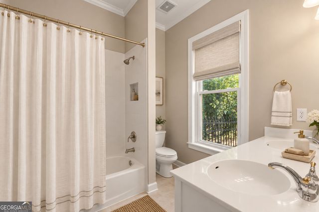 3657 Mariner Bluff Court, Gainesville, GA 30506