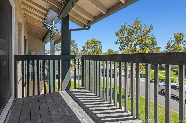 23232 Orange Avenue 2, Lake Forest, CA 92630
