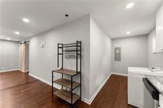 2756 Gresham SE Road, Atlanta, GA 30316