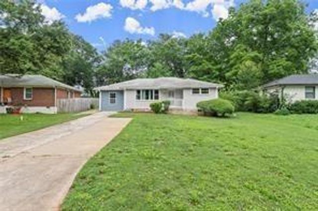 2756 Gresham SE Road, Atlanta, GA 30316