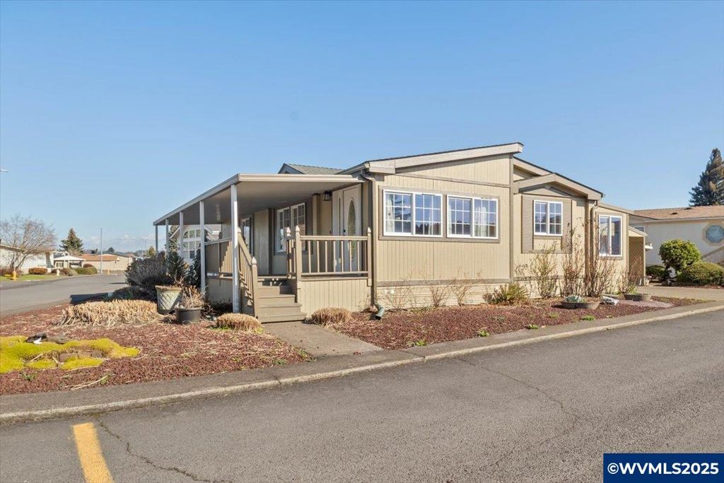 2410 Lancaster Dr SE 957, Salem, OR 97317