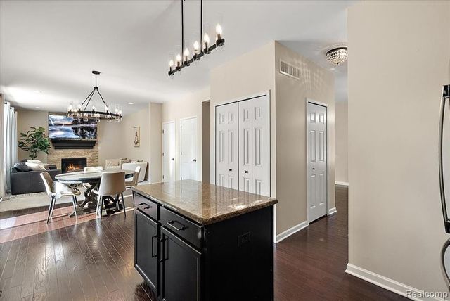 50647 Bredenbury Drive, Macomb, MI 48044