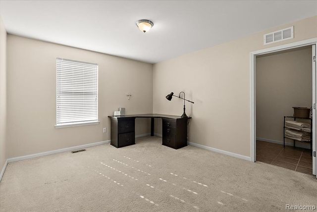50647 Bredenbury Drive, Macomb, MI 48044