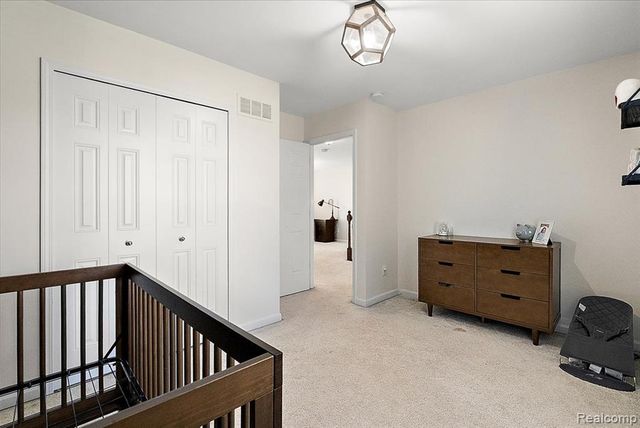 50647 Bredenbury Drive, Macomb, MI 48044