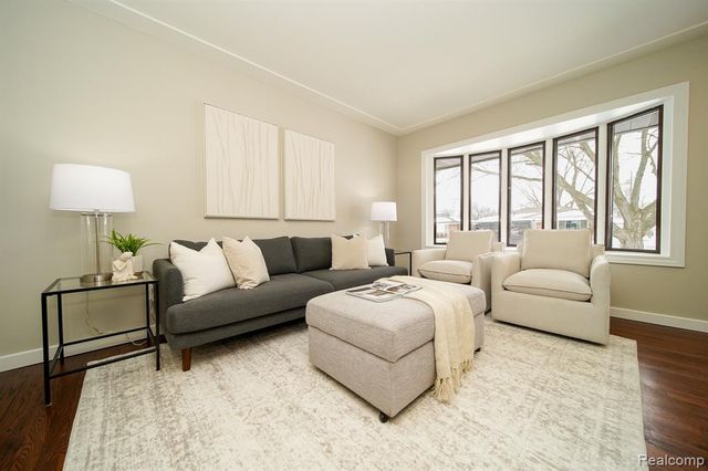 26608 Marilyn Avenue, Warren, MI 48089