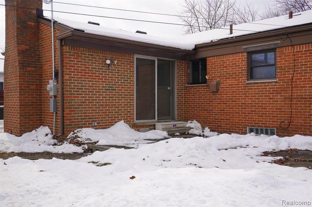 26608 Marilyn Avenue, Warren, MI 48089