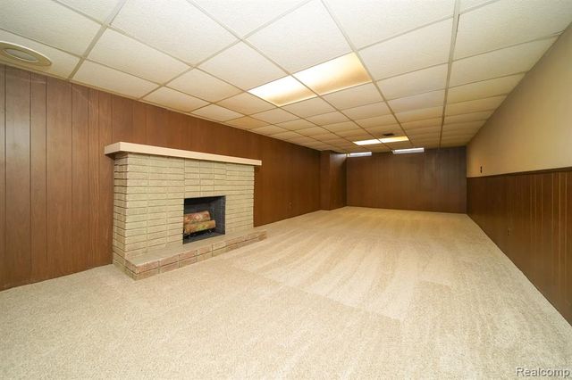 26608 Marilyn Avenue, Warren, MI 48089