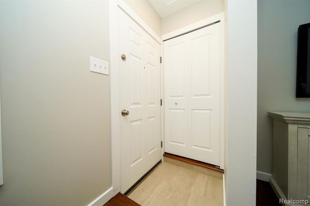 26608 Marilyn Avenue, Warren, MI 48089