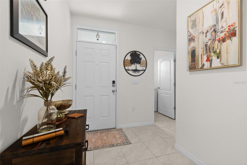 Image 17 of property listing at 1452 CUMBERLAND AVENUE, Davenport, FL 33837