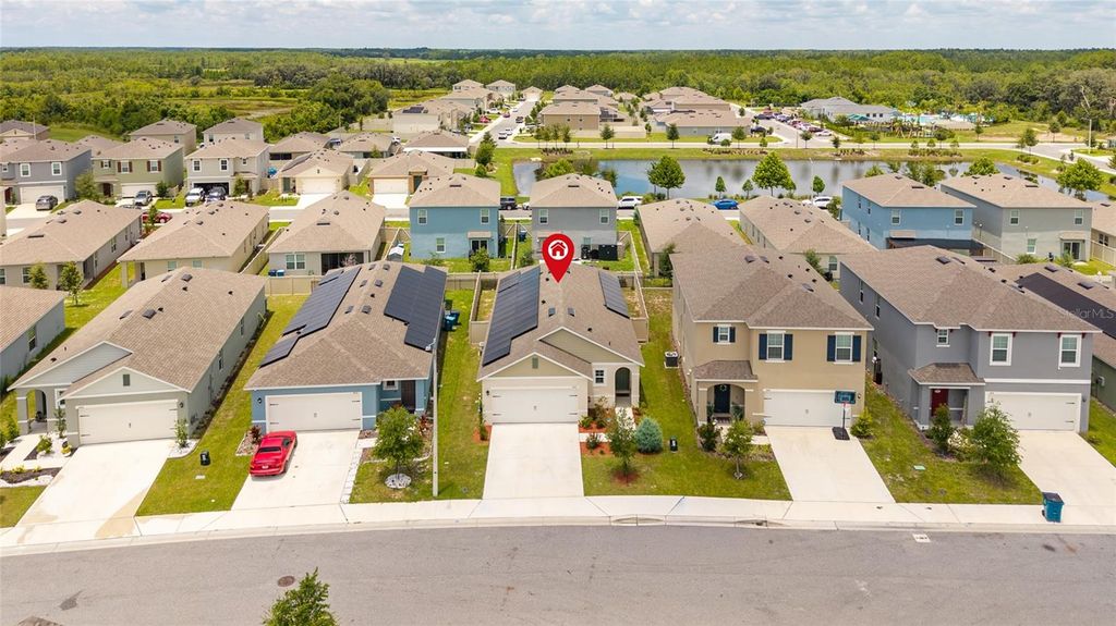 Image 26 of property listing at 1452 CUMBERLAND AVENUE, Davenport, FL 33837